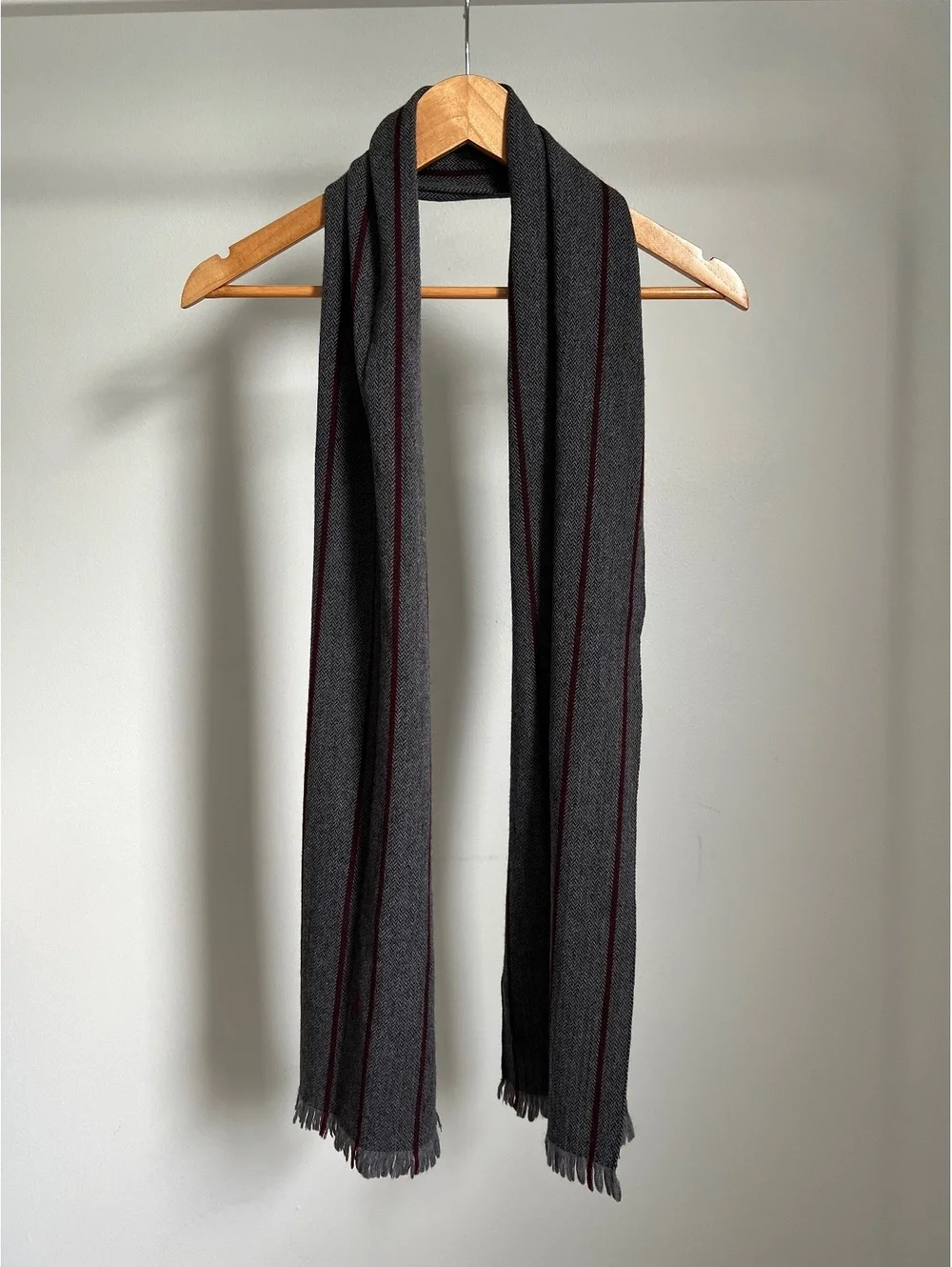Polo Ralph Lauren Italy Wool Blend Scarf Gray Burgundy Stripe Fringe 72 x 12